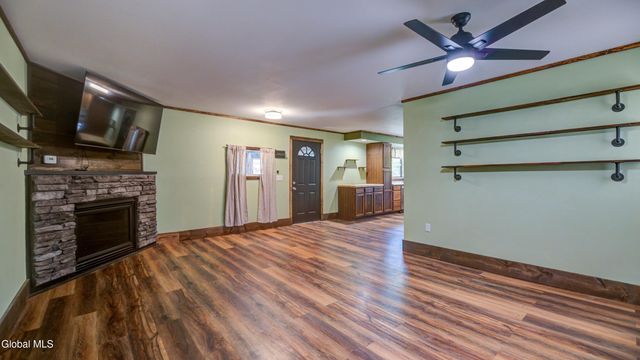 1282 County Highway 110, Broadalbin, NY 12025