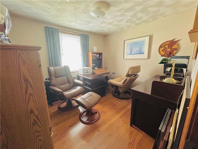 166 Mohawk Drive, Seekonk, MA 02771