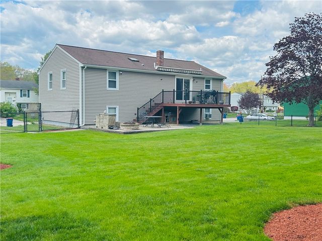 166 Mohawk Drive, Seekonk, MA 02771