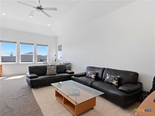 2144 Senora Ridge, Canyon Lake, TX 78133