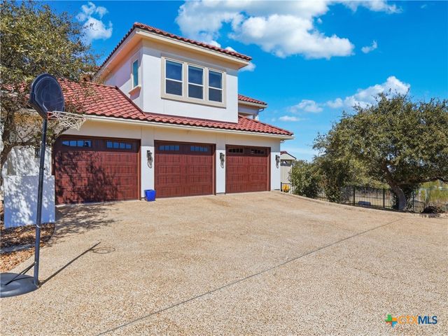 2144 Senora Ridge, Canyon Lake, TX 78133