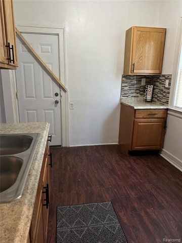 4010 Blaine Street, Detroit, MI 48204