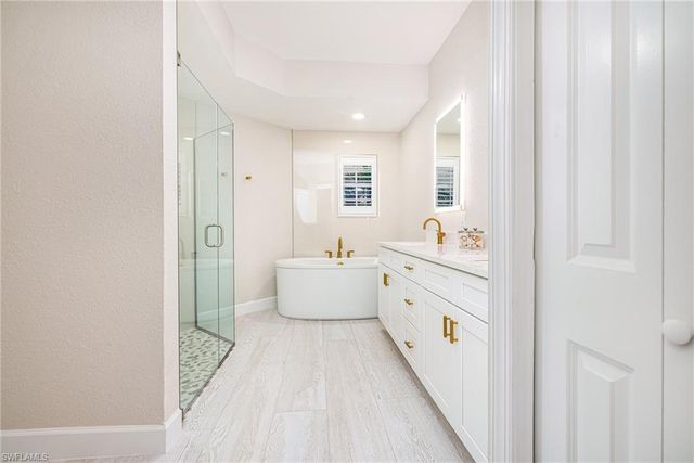 19071 Ridgepoint DR 102, Estero, FL 33928