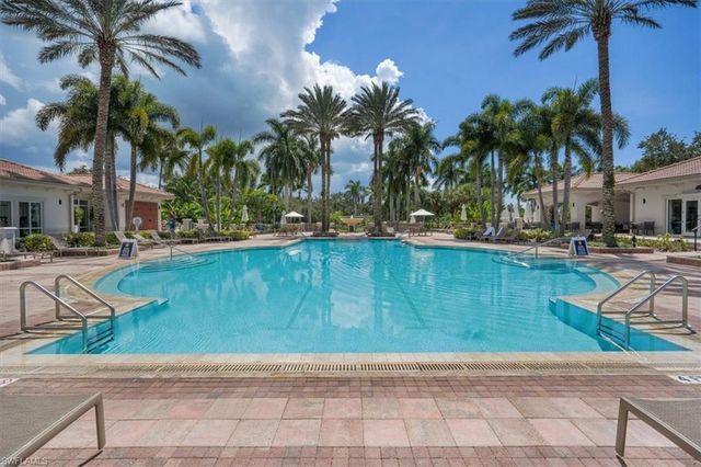 19071 Ridgepoint DR 102, Estero, FL 33928