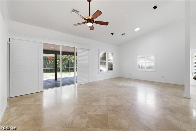 8137 Breton CIR, Fort Myers, FL 33912