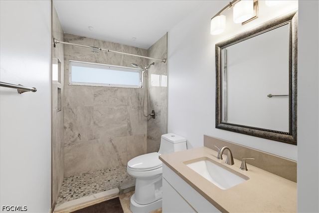 8137 Breton CIR, Fort Myers, FL 33912