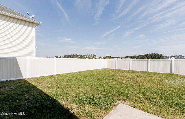828 Jade Lane, Winterville, NC 28590