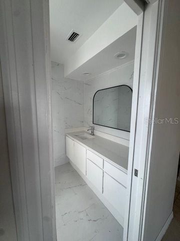 216 PALM ISLAND NW, Clearwater Beach, FL 33767