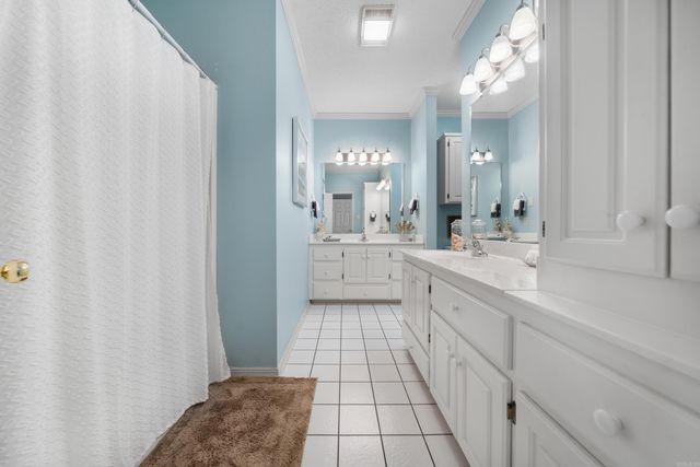 400 Farr Shores Dr Apt 13C, Hot Springs, AR 71913