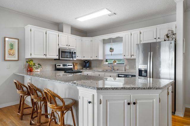 400 Farr Shores Dr Apt 13C, Hot Springs, AR 71913