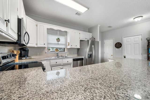 400 Farr Shores Dr Apt 13C, Hot Springs, AR 71913