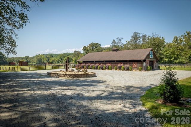 1288 Johns Ridge Parkway 245, Lenoir, NC 28645