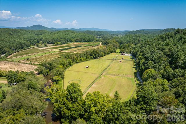 1288 Johns Ridge Parkway 245, Lenoir, NC 28645