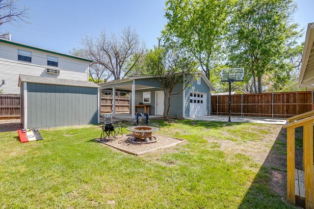 1105 Mistletoe Drive, Fort Worth, TX 76110
