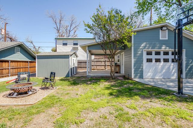 1105 Mistletoe Drive, Fort Worth, TX 76110