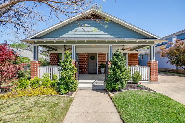 1105 Mistletoe Drive, Fort Worth, TX 76110