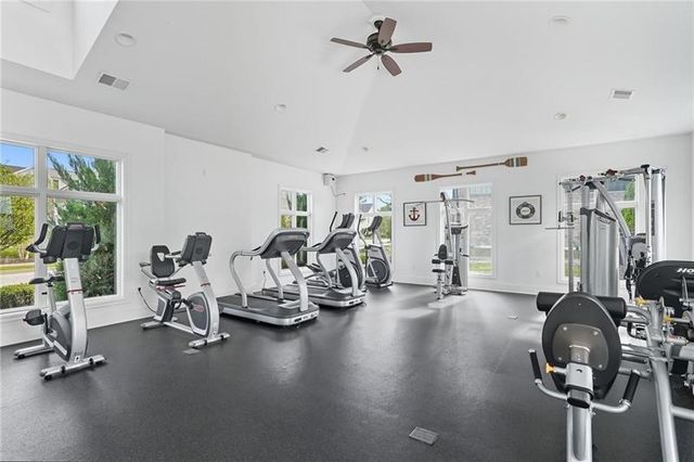 64 1st Street, Oakmont, PA 15139