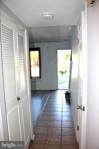 146 OAKMONT RD, Clementon, NJ 08021