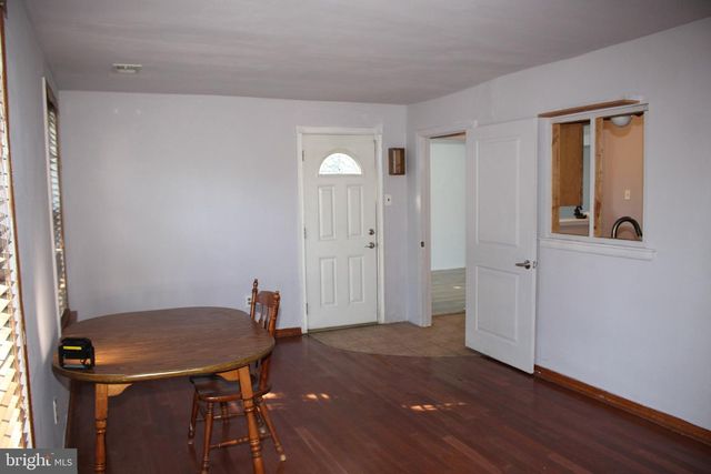 146 OAKMONT RD, Clementon, NJ 08021