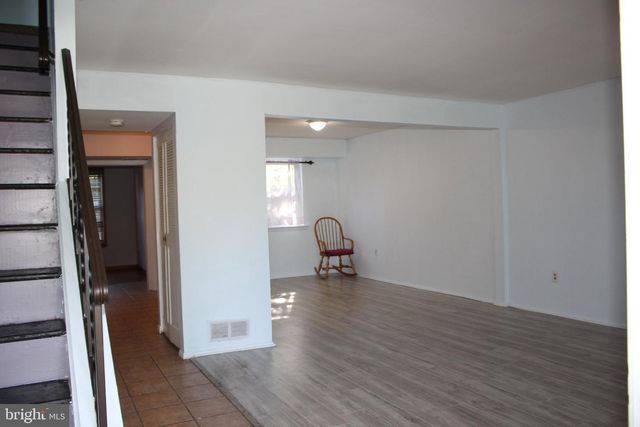 146 OAKMONT RD, Clementon, NJ 08021