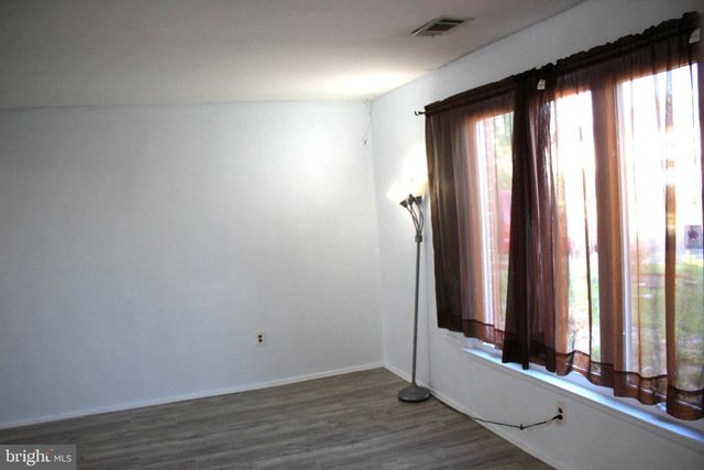 146 OAKMONT RD, Clementon, NJ 08021