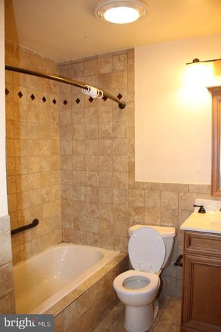146 OAKMONT RD, Clementon, NJ 08021