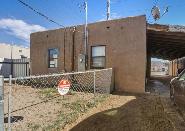 815 Girard Boulevard NE, Albuquerque, NM 87106