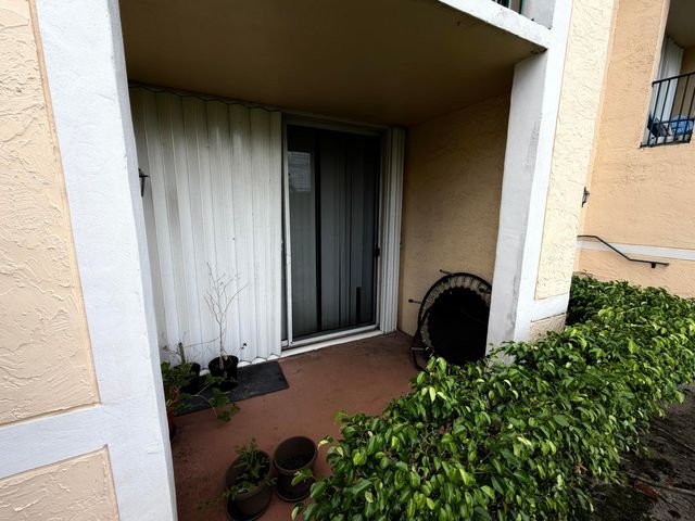 1743 Village Boulevard 106, West Palm Beach, FL 33409