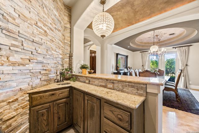 11011 Anaqua Spgs, Boerne, TX 78006