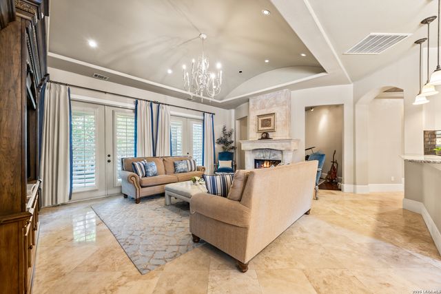 11011 Anaqua Spgs, Boerne, TX 78006