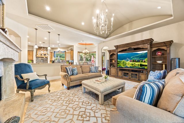 11011 Anaqua Spgs, Boerne, TX 78006