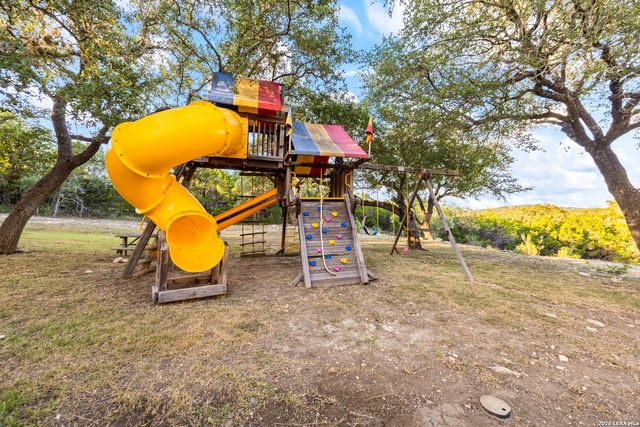 11011 Anaqua Spgs, Boerne, TX 78006