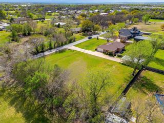 4709 Oak Grove Rendon Road, Burleson, TX 76028