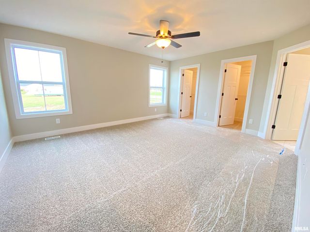 1200 Monday Court, Chatham, IL 62629