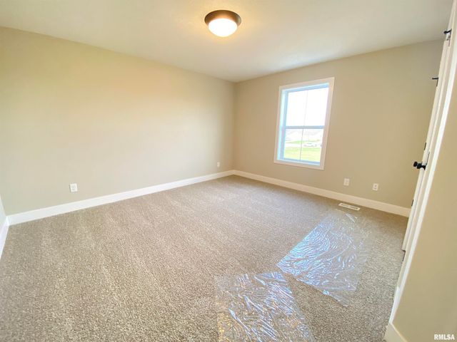 1200 Monday Court, Chatham, IL 62629