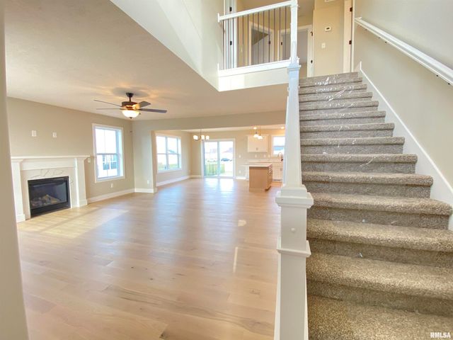 1200 Monday Court, Chatham, IL 62629