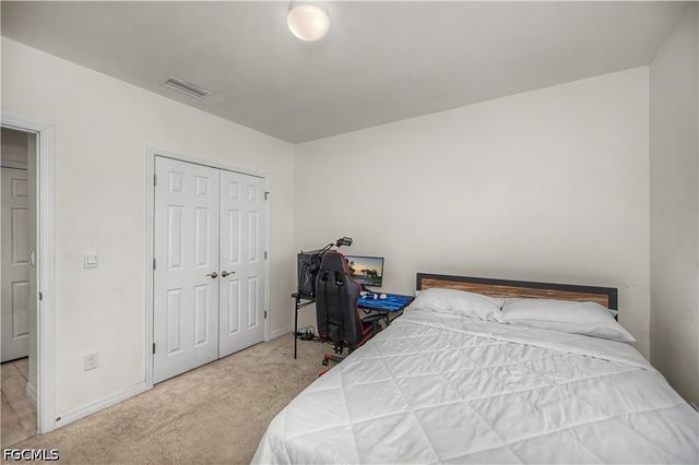 152 SE 27th TER, Cape Coral, FL 33904