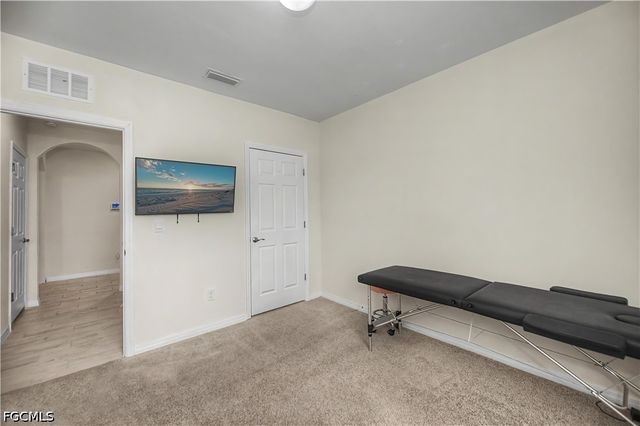 152 SE 27th TER, Cape Coral, FL 33904
