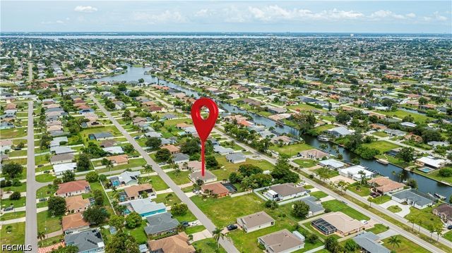 152 SE 27th TER, Cape Coral, FL 33904