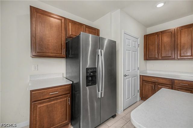 152 SE 27th TER, Cape Coral, FL 33904