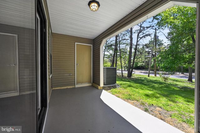 42 SUMMIT CT, Marlton, NJ 08053