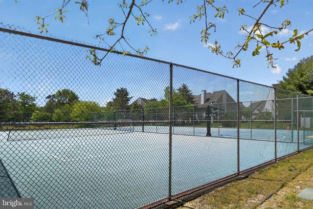 42 SUMMIT CT, Marlton, NJ 08053