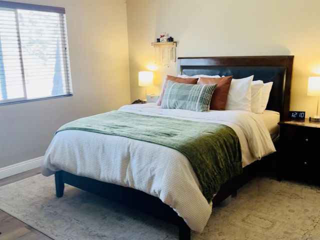 7594 Park Ridge Blvd 13, San Diego, CA 92120