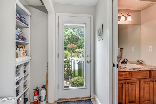 9 Strathmore Court, Freehold, NJ 07728