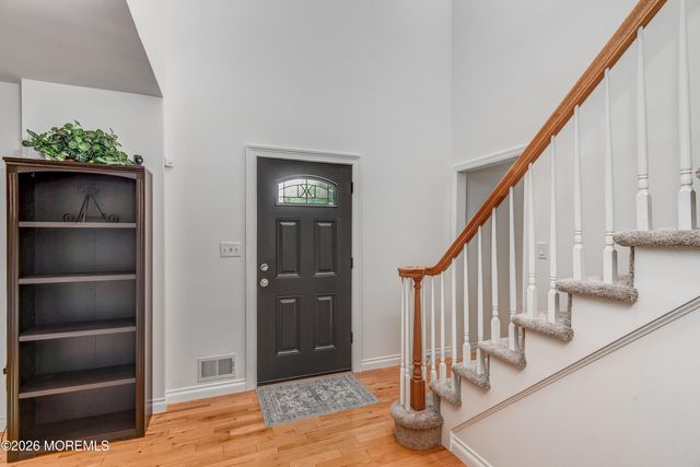 9 Strathmore Court, Freehold, NJ 07728