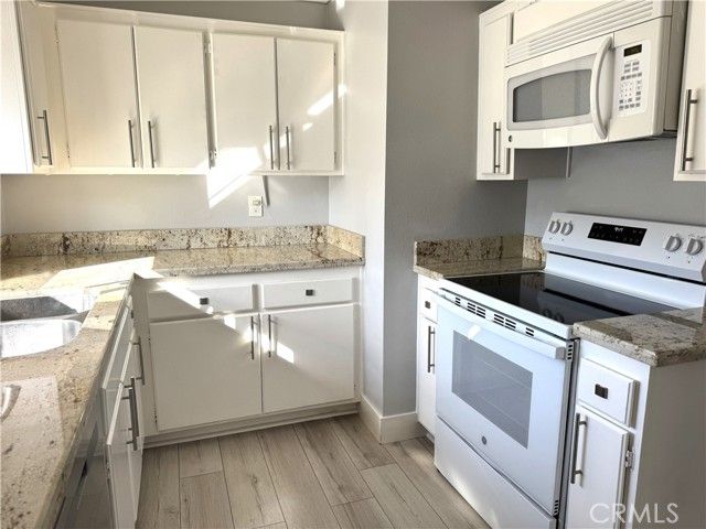 7735 MOORDALE Circle, Stanton, CA 90680