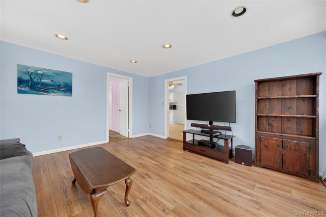 38 N 1st Street, Cortlandt Manor, NY 10567