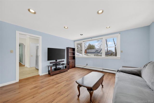 38 N 1st Street, Cortlandt Manor, NY 10567