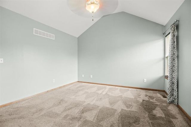 19600 E 10th Street S, Independence, MO 64056