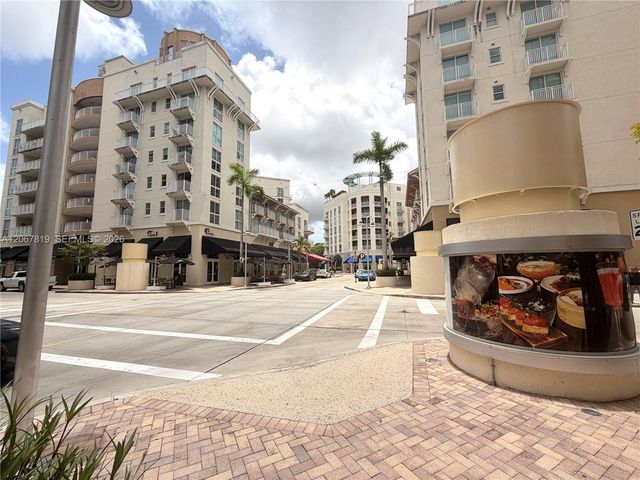 7290 SW 90th Street 207, Miami, FL 33156